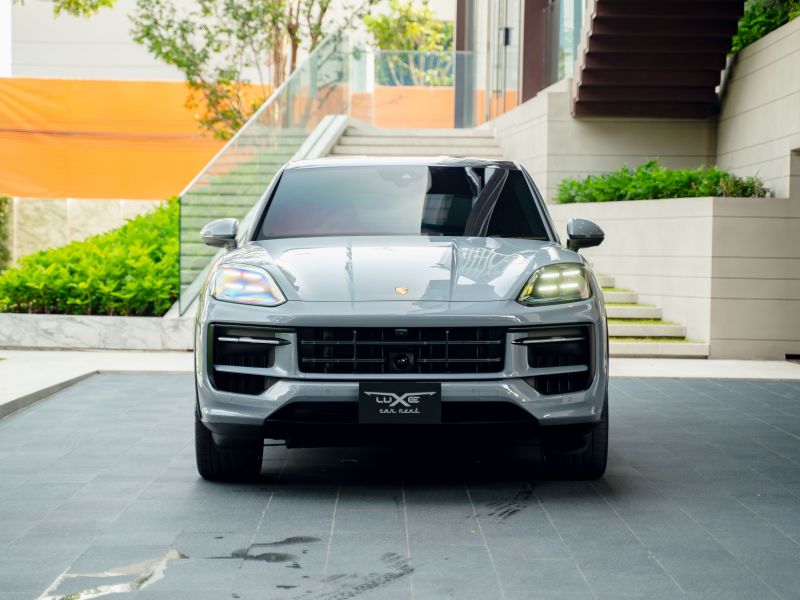 Porsche Cayenne E-hybrid Coupe Light Weight ปัจจุบัน